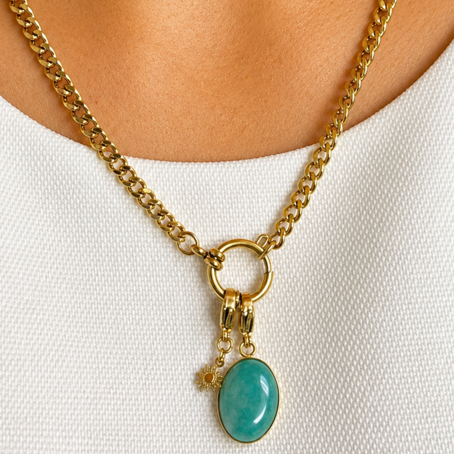 Collier Nicole